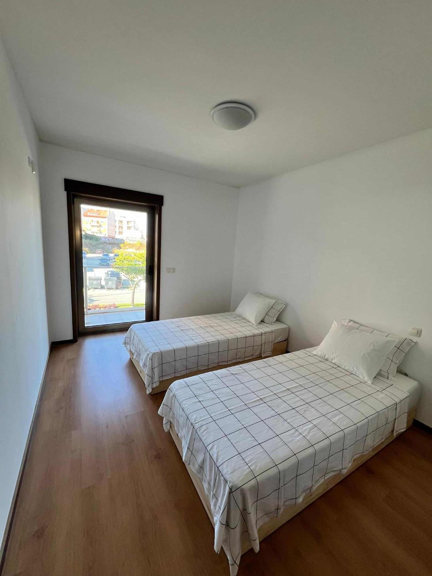 P&H Apartment Авейру Экстерьер фото