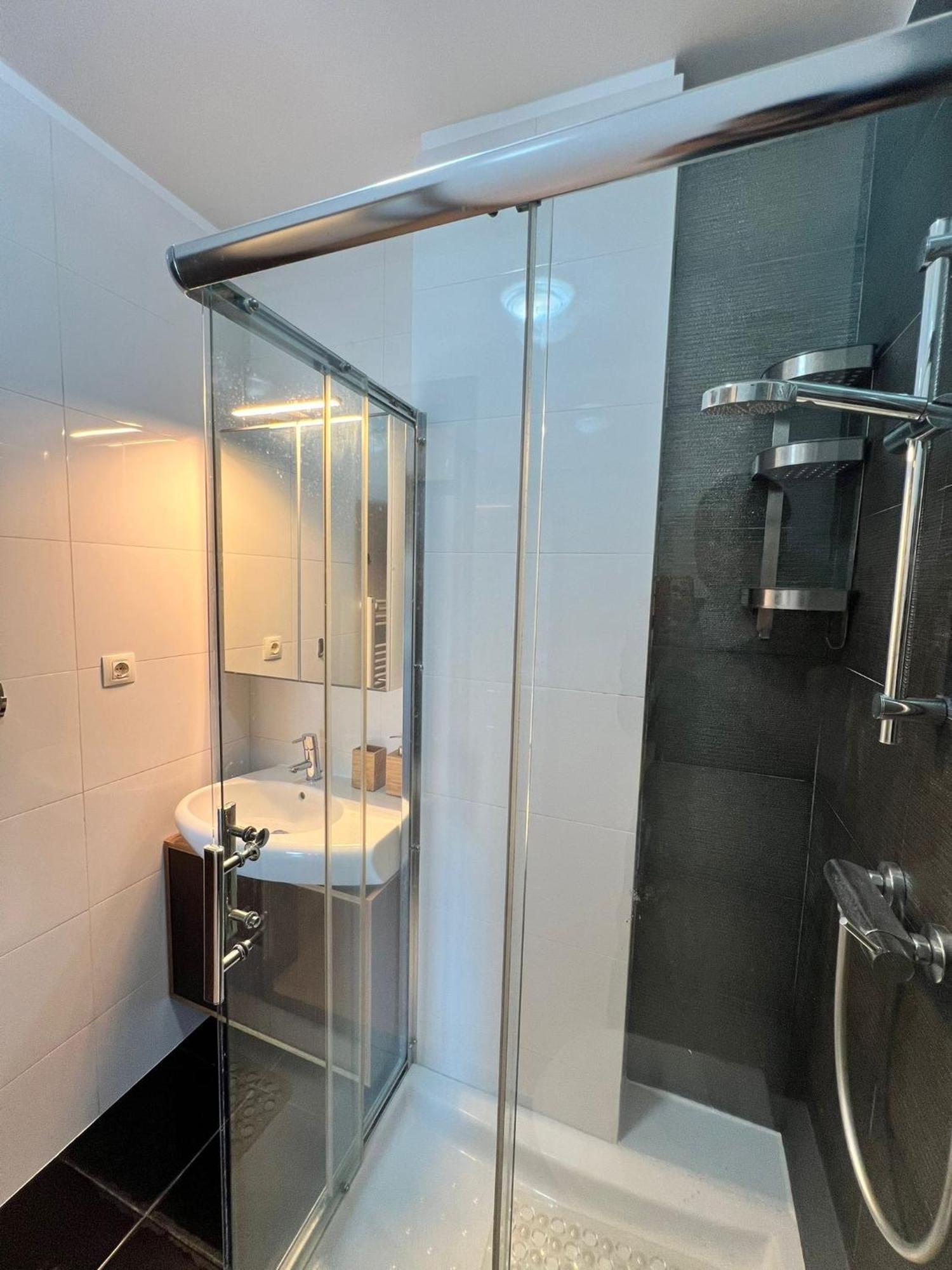 P&H Apartment Авейру Экстерьер фото